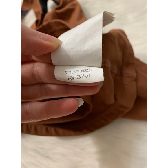 Prana Layna Active Cross Back Shelf Bra Removable Padded Tank Small - Picture 9 of 9